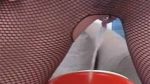 Domina pissing Sexvideo mit gierigem Schlucksklave