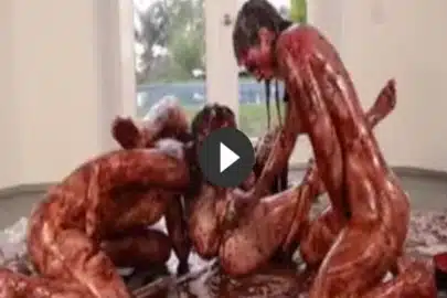 Messy Lesben Erotik mit geiler Kirsch Sahne Torte